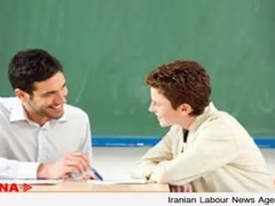 استفاده از مددکاران اجتماعی در مدارس ضروری است