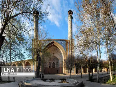 آغاز عملیات مرمت آرایه‌های کاشی‌کاری مسجد جامع اصفهان 