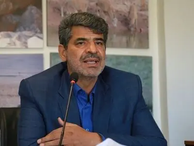 جمع‌آوری پلاستیک‌های حاشیه ورودی شهرها با تصویب کارگروه مدیریت پسماند استان تهران 