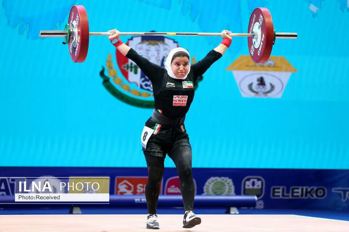 برگزاری مسابقات وزنه برداری دختران کشور در قزوین