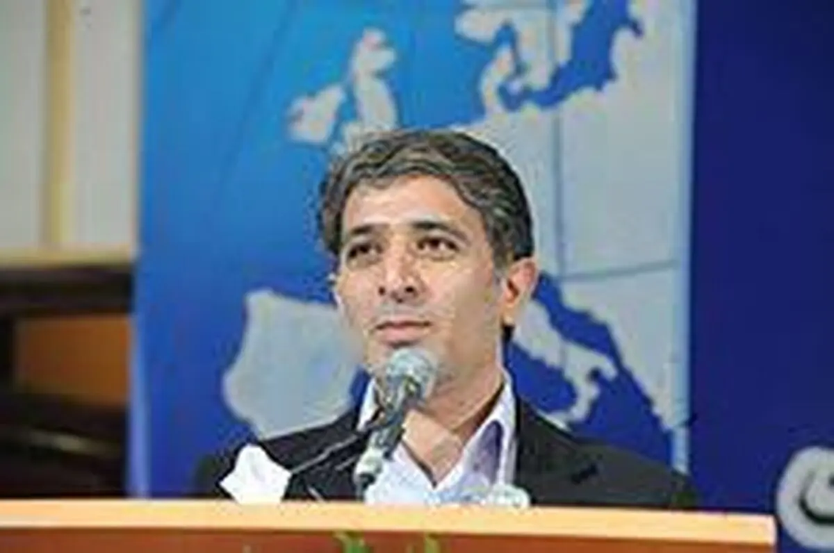 گسترش روابط بانکی و حمایت از بازرگانان از اولویت های اساسی میربیزنس بانک است 