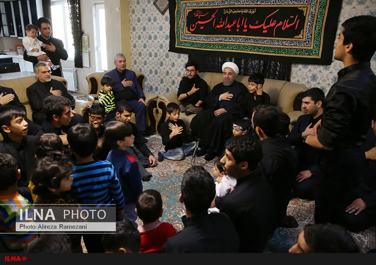 درس ایثار و فداکاری را در ایام عزاداری امام حسین(ع) ترویج کنیم