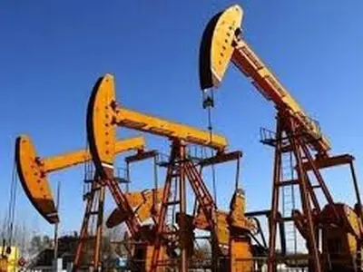 کاهش تولید نفت عربستان در ماه مارس آینده