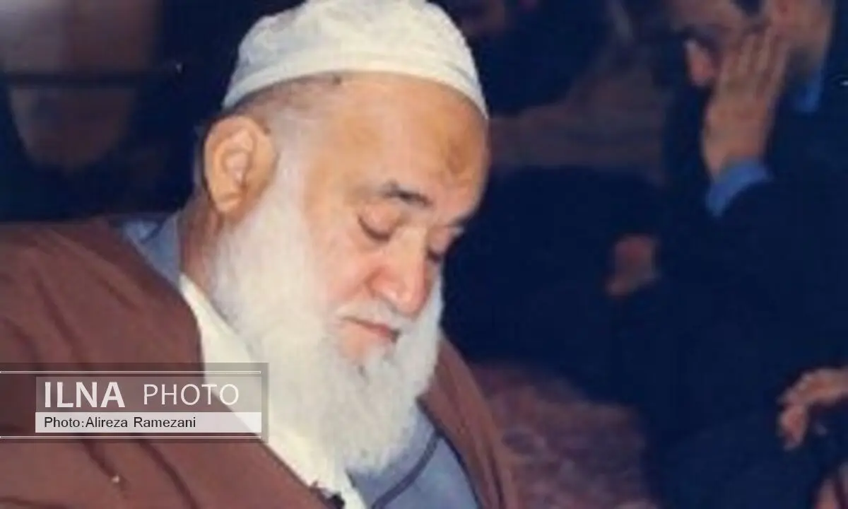 مراسم بزرگداشت آیت‌الله احسان‌بخش درمصلای رشت آغاز شد