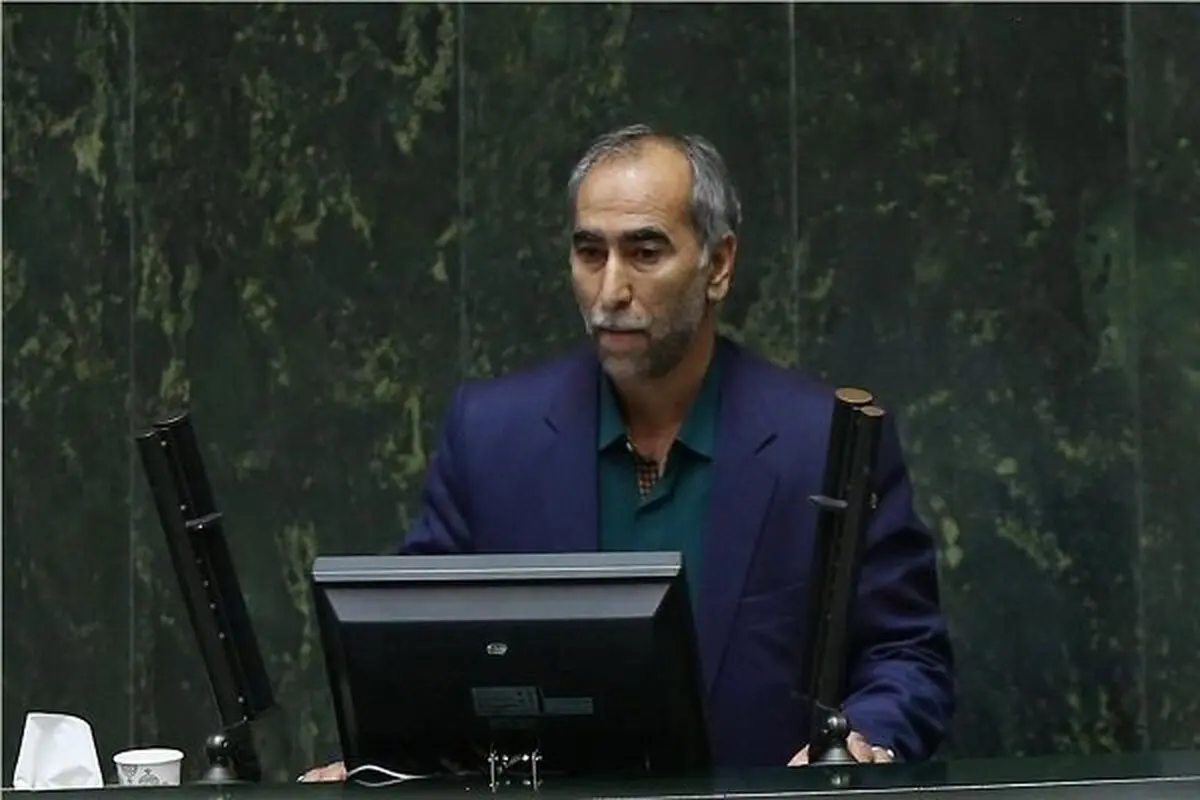 دولت دائمی کردن قانون همسان‌سازی حقوق بازنشستگان را در دستور کار قرار دهد
