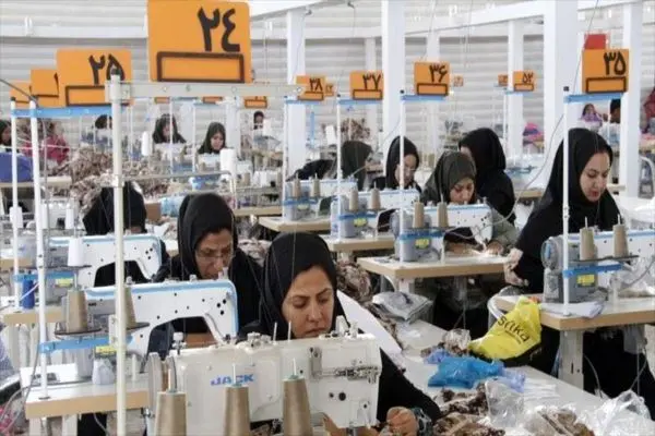 افزایش مالیات‌ها و کمبود مواداولیه، تولید را فلج کرده است