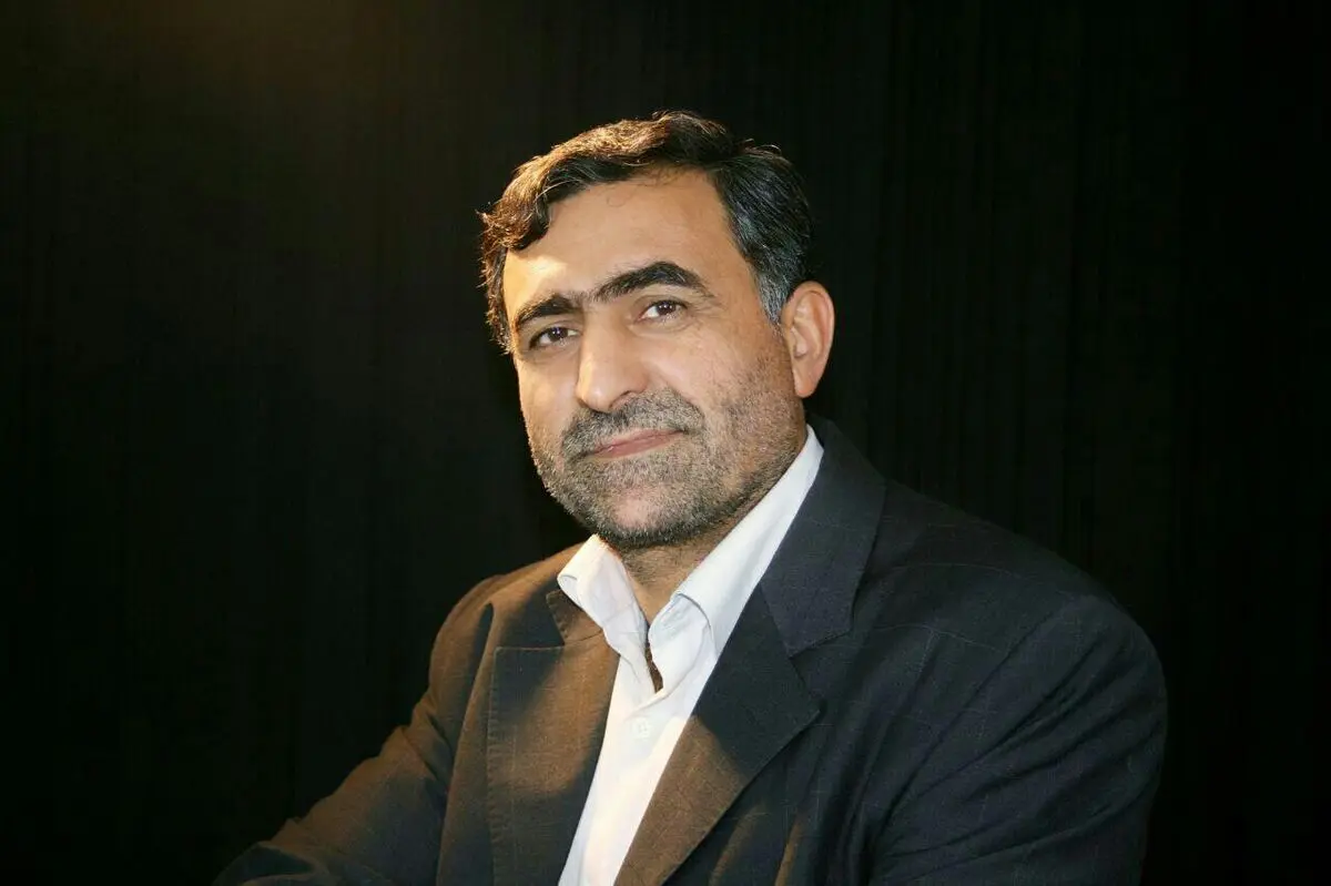 مجلس و دولت معادل تورم جاری حقوق بازنشستگان و شاغلان را در بودجه سال آینده افزایش دهند