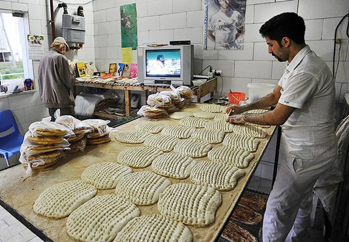 پلمب ۷ نانوایی متخلف در ارومیه/نظارت بر قیمت و کیفیت تشدید می شود