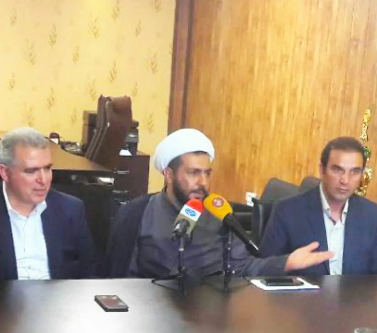 حجت‌الاسلام فرد: چرا زمان ایستادن ورزشکار ایران کنار ورزشکار اسرائیل سکوت کردند؟ / انقلابی‌تر از نصیری ندیدم