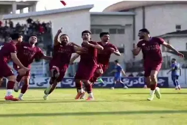 نساجی 3-0 نفت و گاز گچساران؛ برد قاطع قائمشهری‌ها با گل‌های زودهنگام