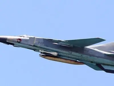 سقوط جنگنده ارتش لیبی در شهر بنغازی