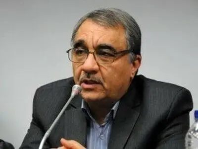 هرچه سریع‌تر مذاکرات همزمان با اروپا و آمریکا آغاز شود/بعید است تا مهرماه جنگی رخ دهد