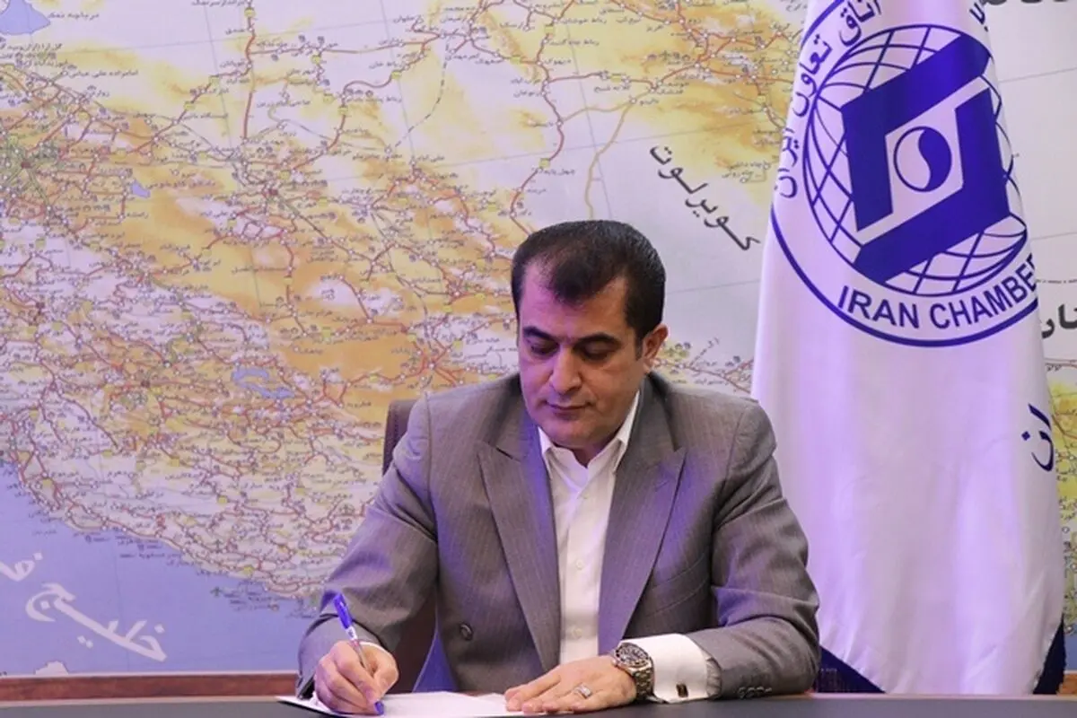 خلیل زاده همچنان رئیس هیات مدیره استقلال است