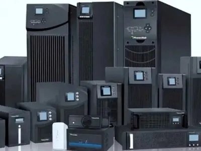 مزیت یو پی اس برای صنایع و کسب و کارها چیست؟