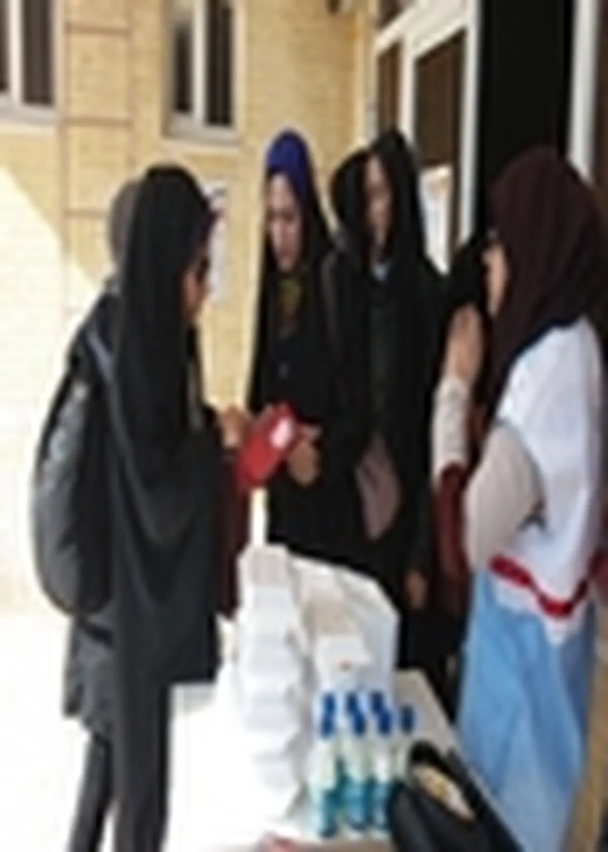 دانشجویان دانشگاه کاشان مهر صیام را به ایثار اطعام پیوند زدند