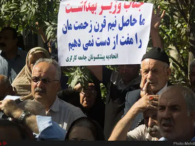 کارگران پورشه‌سوار نیستند، اتوبوس تنها وسیله ایاب و ذهاب‌شان است/به جامعه‌ی کار و تولید احترام بگذارید