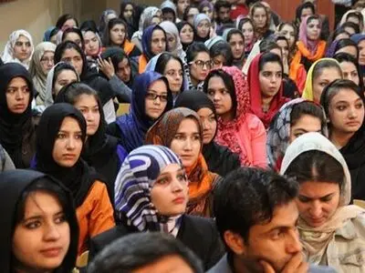 ممنوعیت اشتغال زنان افغانستان توسط طالبان خلاف کنوانسیون‌های بین المللی‌ است