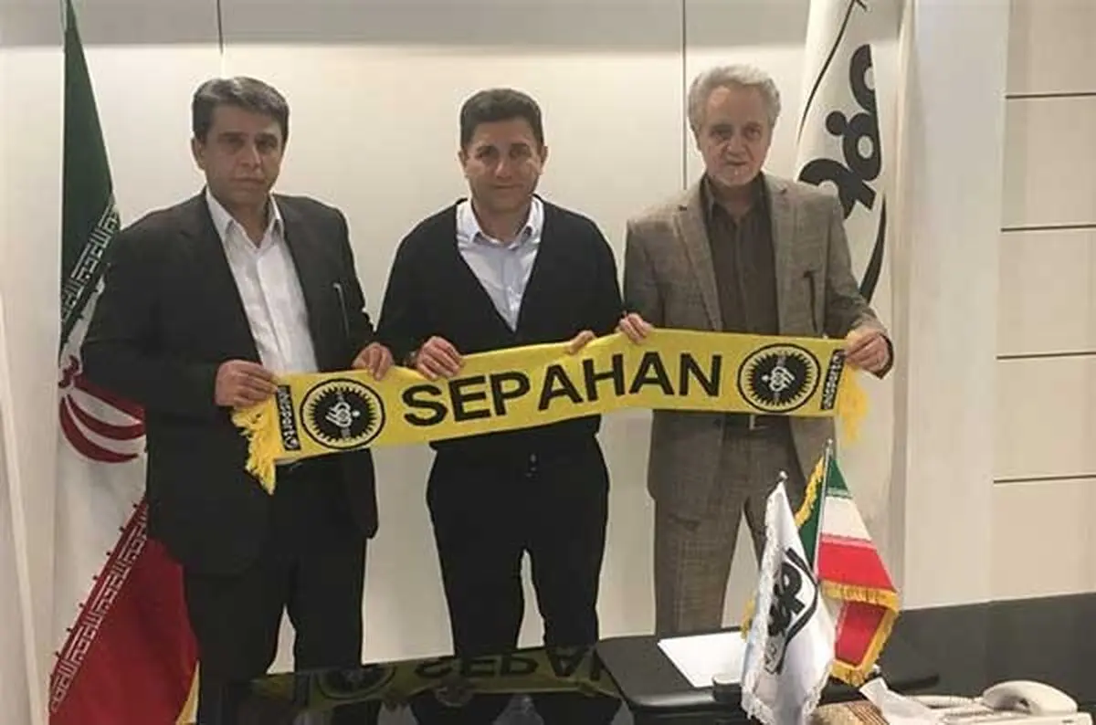قلعه‌نویی و سپاهان به دنبال کهکشانی شدن با ستاره‌های استقلال و پرسپولیس