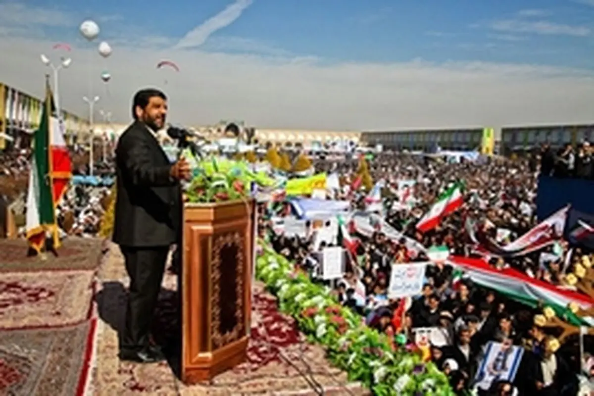 حضور ملت ایران در راهپیمایی ۲۲ بهمن دشمنان کشور را حقیر و نابود کرد