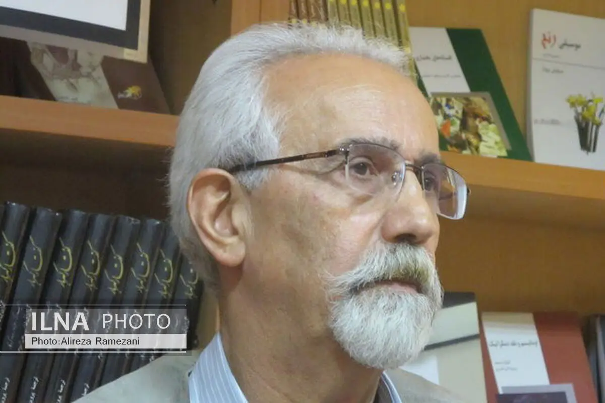 «سوکوراتازکی بی‌رنگ و ...» با ترجمه غبرایی را بخوانید