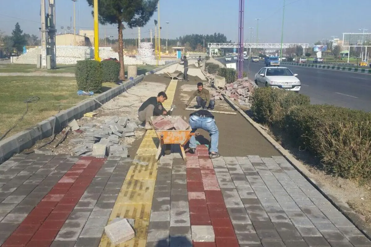 ایمن‌سازی ۶۷ تقاطع عابر پیاده در مشهد / طرح حق تقدم بهترین روش ایمن‌سازی عابران پیاده
