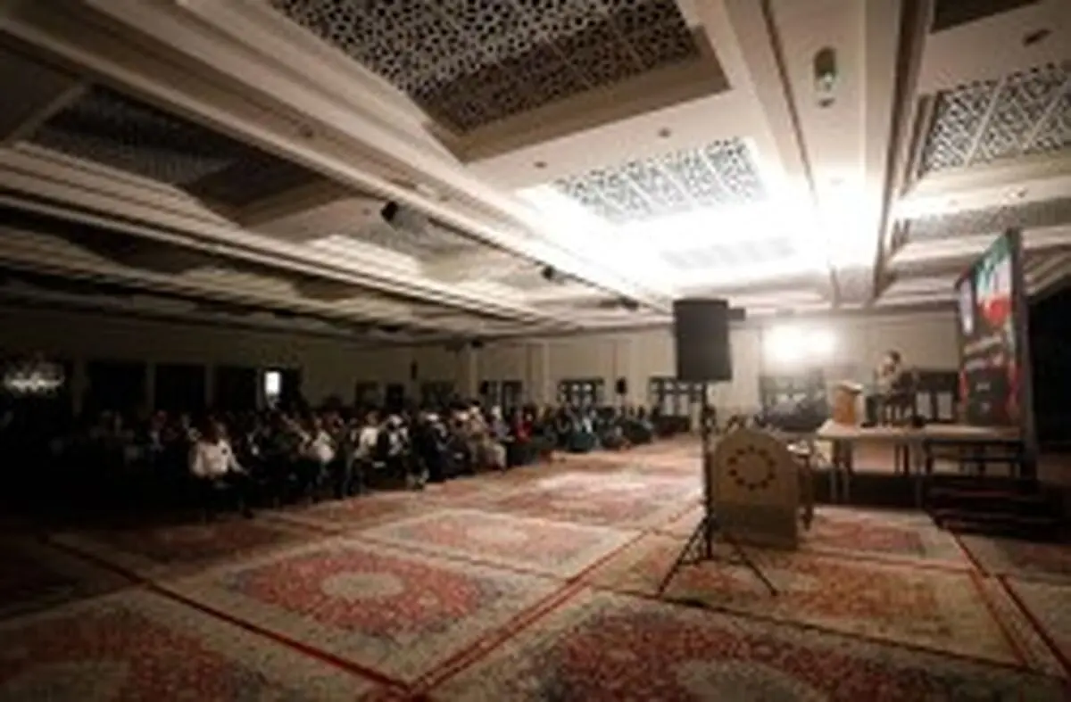 برگزاری مراسم استقبال از ماه مبارک رمضان و گرامیداشت چهلم شهدای حوادث ۱۸ و ۱۹ دی ‌ماه درکیش