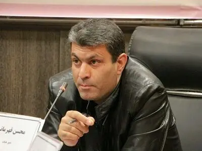 محسن قهرمانی: پنالتی ذوب‌آهن و اخراج نژادمهدی درست بود/ نارنجک‌ها می‌تواند برای میزبان دردسرساز شود