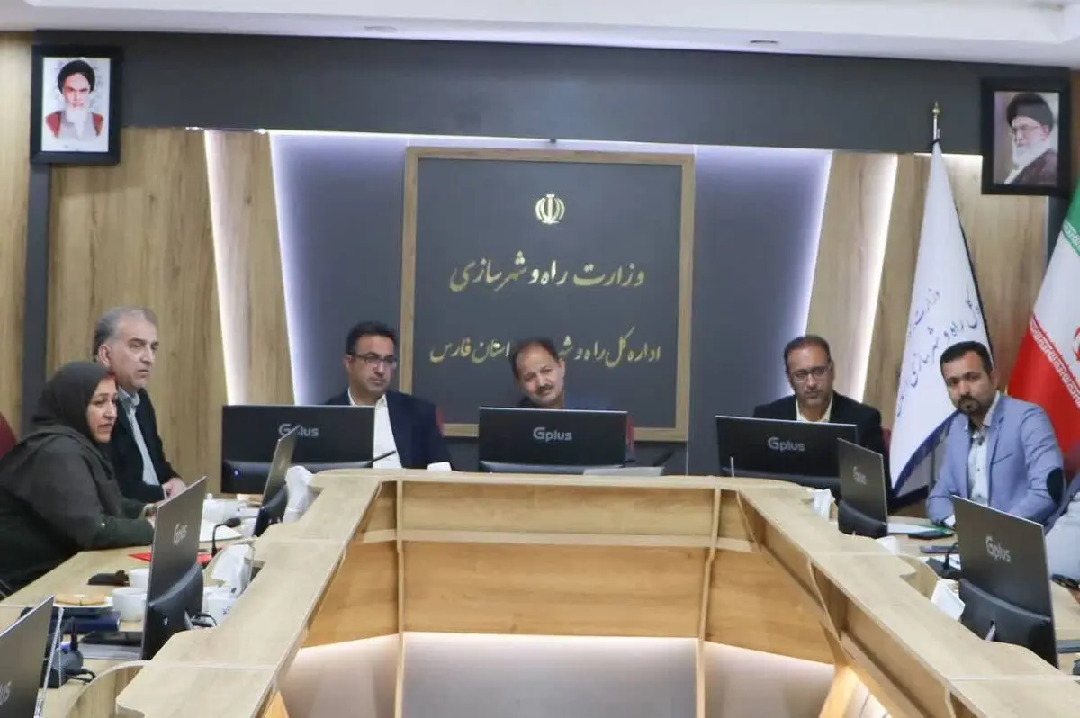 پیمانکاران نهضت ملی مسکن فسا تا پایان شهریور ملزم به تکمیل اسکلت پروژه‌ها هستند