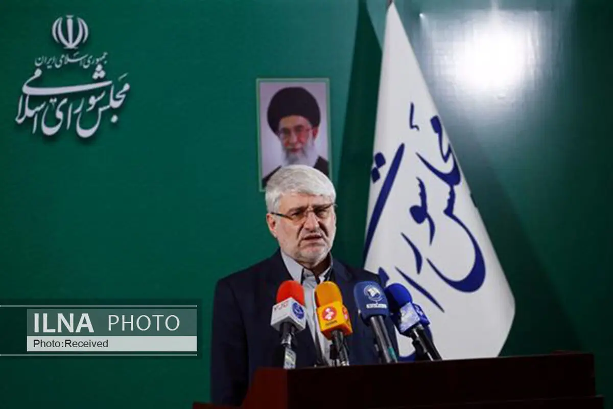 تعطیلی کمیسیون‌ها و دیدارهای نمایندگان تا اطلاع ثانوی/هیئت رئیسه مداخله مجمع بین مجلس و شورای نگهبان را نمی‌پذیرد