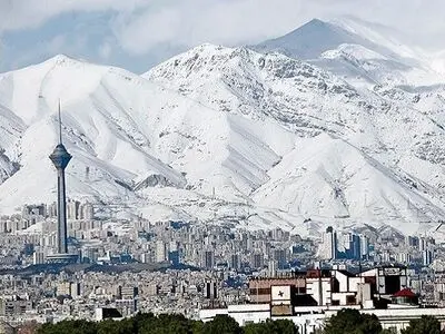 هوای تهران پاک است/ وضعیت قابل قبول هوا در ۲۴ ساعت گذشته