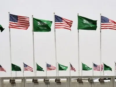 ادعای وال استریت ژورنال از کاهش تنش میان عربستان و آمریکا به دلیل افزایش نگرانی‌ها نسبت به ایران