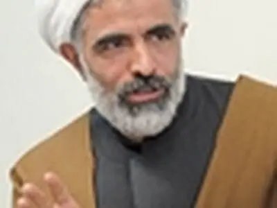 انصاری در مراسم تشییع آیت‌الله زرندی حضور می‌یابد