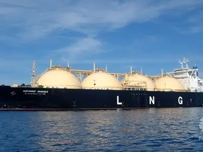 انگلیس خدمات صادرات ال‌ان‌جی روسیه را ممنوع می‌کند