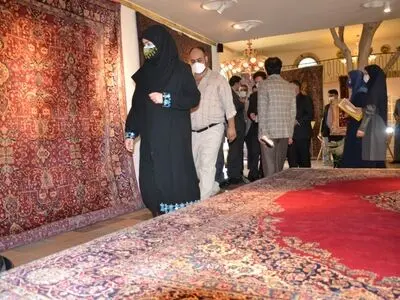 رونمایی از فرش‌ها‌ی دوره قاجا‌ر و پهلوی اول در البرز 