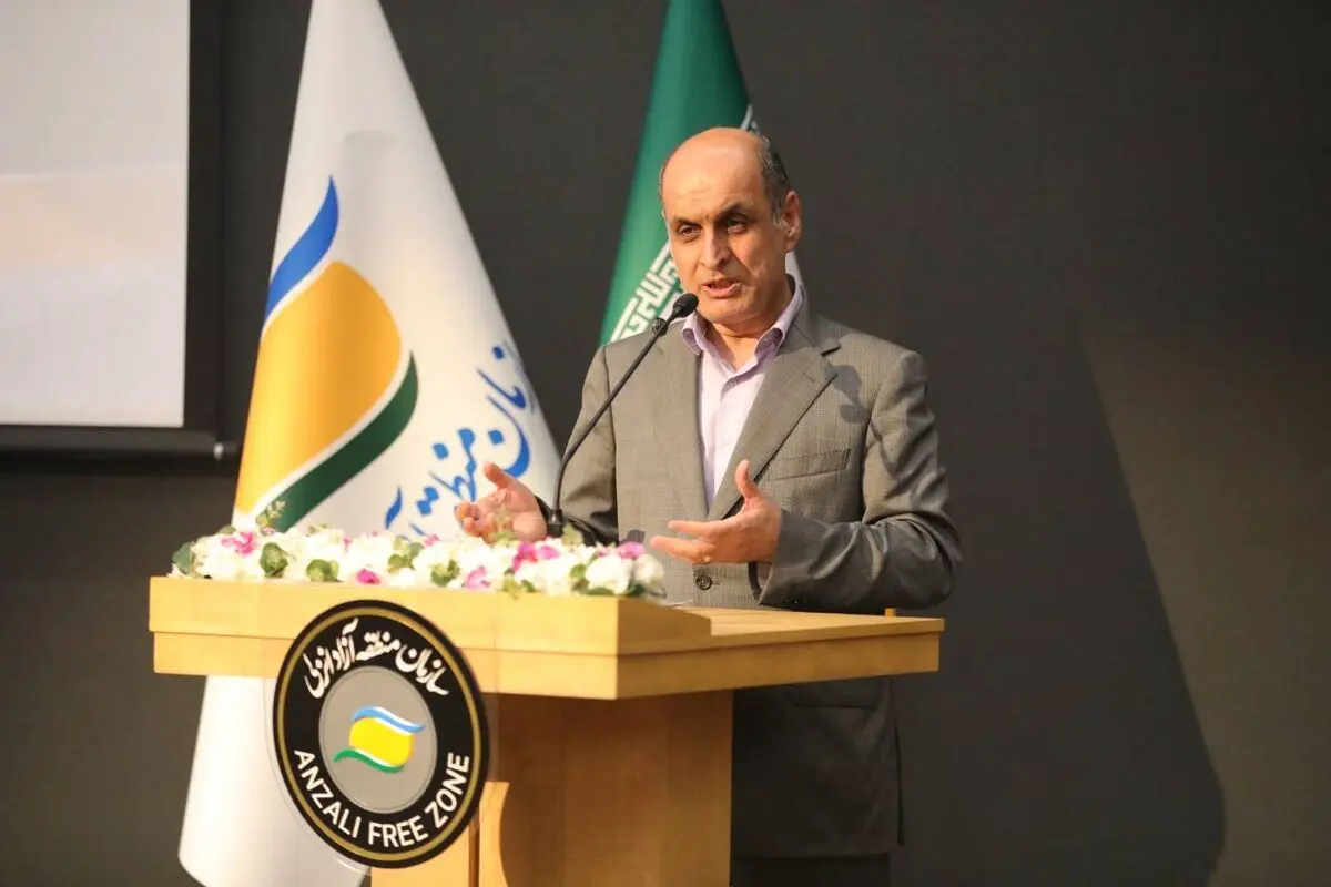 ملوان مکتب اخلاق است و راز ماندگاری بهمن صالح‌نیا در معلمی و اخلاق نهفته است
