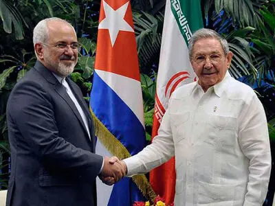 Zarif meets with Cuban President