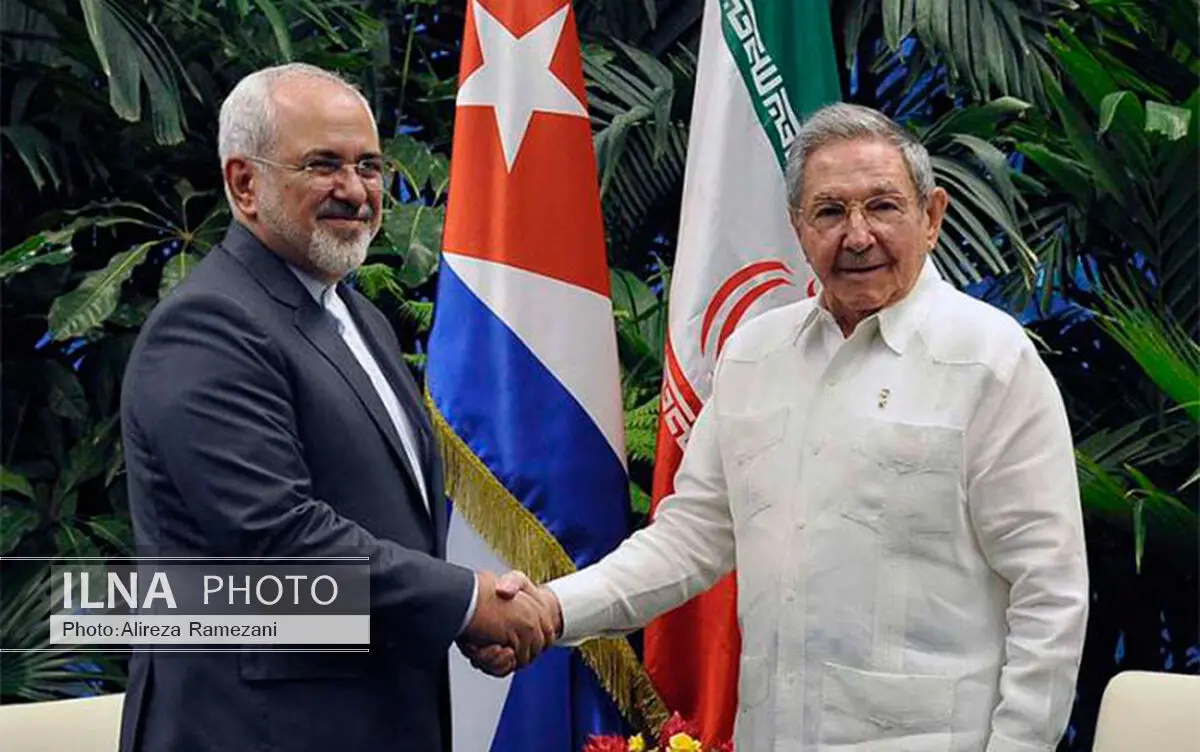 Zarif meets with Cuban President