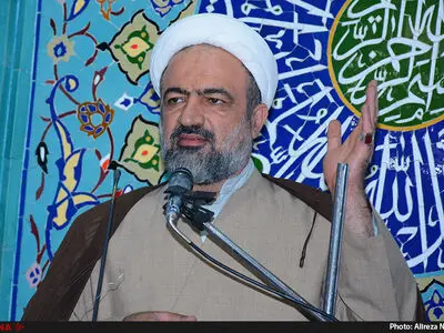 برخی لیبرال‌های داخلی درصدد فشار به رهبری هستند/ امروز بعضی از  اصول‌گراها هیچ تفاوتی با اصلاح‌طلبان آمریکایی ندارند/لباس سپاه برتن می‌کنند اما معتقد به عضویت در CFT هستند/ قلبا منتظر امام زمان (عج) هستیم