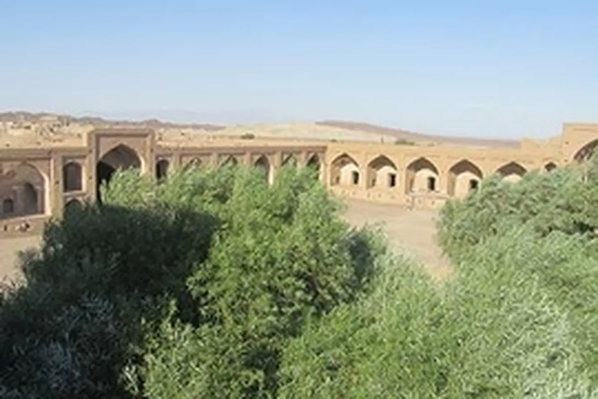مرمت کاروانسرای عباس آباد میامی آغاز شد
