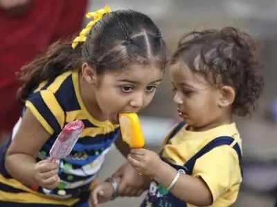 علت تیر کشیدن سر در زمان خوردن بستنی 
