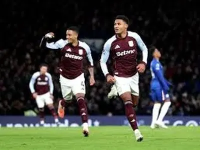 ویدئو: خوش‌آمدگویی خیره‌کننده به کلاغ‌ها