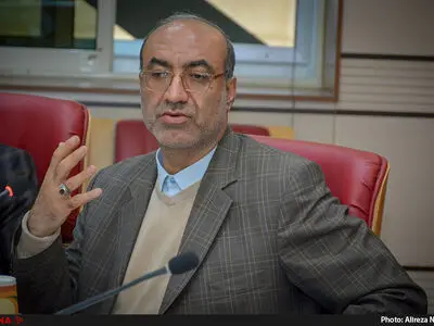  فعالیت قطعه‌سازان در گرو صنایع خودرو است/ چوب مدیریت لای چرخ فرنخ و مه‌نخ 