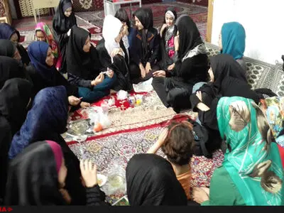 خانواده، مسجد و مدرسه سه ضلع مؤثر در تربیت نسل جوان هستند