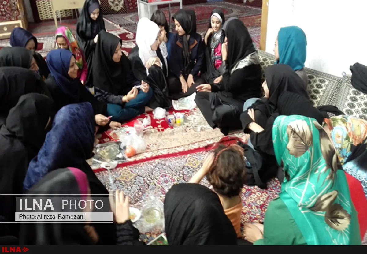 خانواده، مسجد و مدرسه سه ضلع مؤثر در تربیت نسل جوان هستند