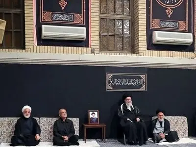 مسعود پزشکیان در کنار رهبرانقلاب در بیت رهبری + فیلم