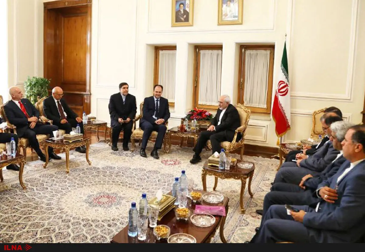 ایران سکاندار کشورها در حل مشکلات منطقه‌ای است/ دعوت از ظریف برای سفر به سارایوو