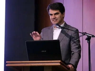 عزیزی: احداث زمین مینی‌گلف اصفهان حرکت انقلابی و جهادی بود/ دعوت از تایگر وودز به ایران فعلاً امکان پذیر نیست