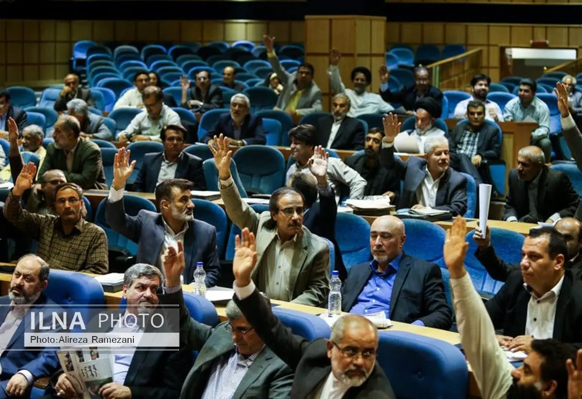 تحلیف خانه احزاب از دستور کار خارج شد