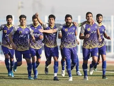 ۳ بازیکن هوادار در آستانه جدایی