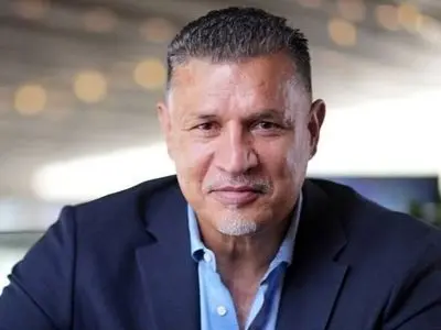 سبیل علی دایی در اروپا سوژه شد +عکس